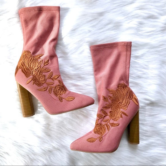 Qupid Shoes - Qupid Parma Blush Floral Embroidered Calf Booties